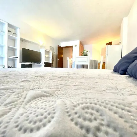 Estudio Con Wifi Y Inolvidable Vistas Directamente Al Mar En Mesa Del Mar