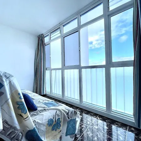Estudio Con Wifi Y Inolvidable Vistas Directamente Al Mar En Mesa Del Mar