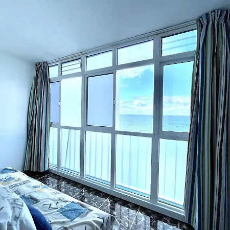 Estudio Con Wifi Y Inolvidable Vistas Directamente Al Mar En Mesa Del Mar